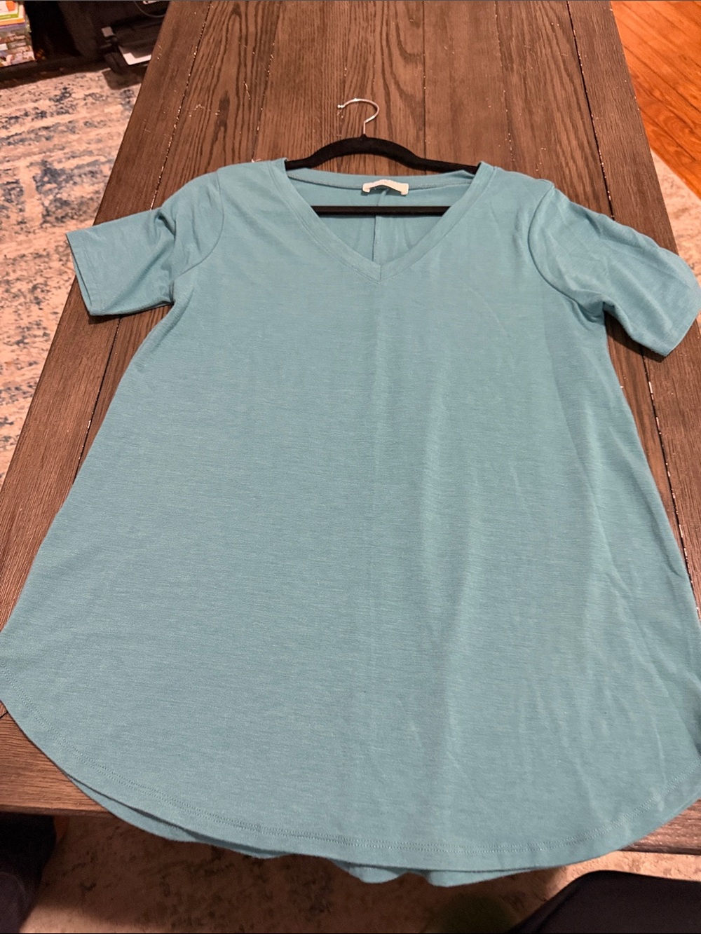 Zenana Outfitters Teal V-Neck Short Sleeve Top - Picture 7 of 9